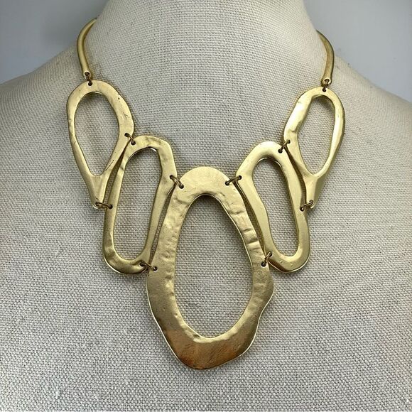 Modern Abstract Metal Bib Statement Necklace Toggle Clasp Gold Tone Funky - Picture 1 of 7